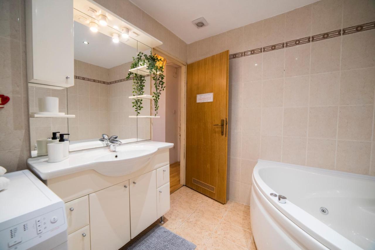 Octogon Apartment Záhřeb Exteriér fotografie
